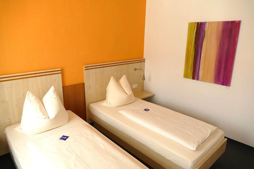 Hasi'S Hotel Grafing Esterno foto